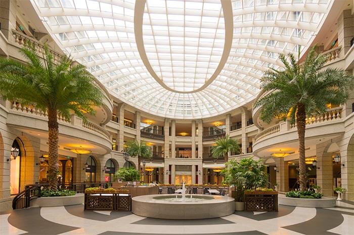 Exploring the Top 5 Key Elements of Hotel Lobby Design and Interior Detailing