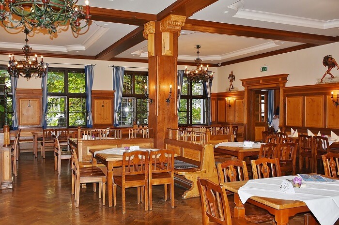 Modern wainscoting